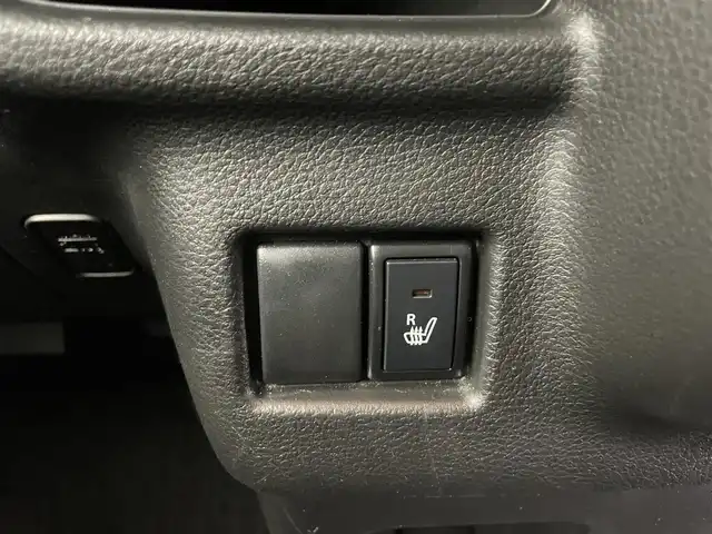 スズキ スペーシア カスタム HYBRID XS 富山県 2018(平30)年 3.4万km ブリスクブルーメタリック/ブラック2トーンルーフ 社外ナビ/ワンセグTV/CD/FM/AM/両側パワースライドドア /ハーフレザー /シートヒーター /LEDヘッドライト/オートライト/フロアマット/ドアバイザー/コーナーセンサー/衝突被害軽減ブレーキ/レーンキープアシスト/純正15インチアルミ/スマートキー/スペアキー/プッシュスタート