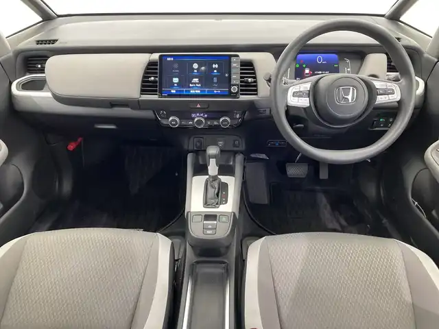 ホンダ フィット e:HEVクロスター 栃木県 2021(令3)年 2.5万km プレミアムサンライトホワイトパール 純正ナビ/(フルセグTV・Bluetooth・CD・DVD・SD・USB)/バックカメラ/ホンダセンシング/ ・衝突軽減システム/ ・レーンキープアシスト/ ・前後コーナーセンサー/ ・オートクルーズコントロール/前後ドライブレコーダー/ルーフレール/LEDヘッドライト/オートライト/純正16インチアルミホイール/純正フロアマット/ETC/スマートキー