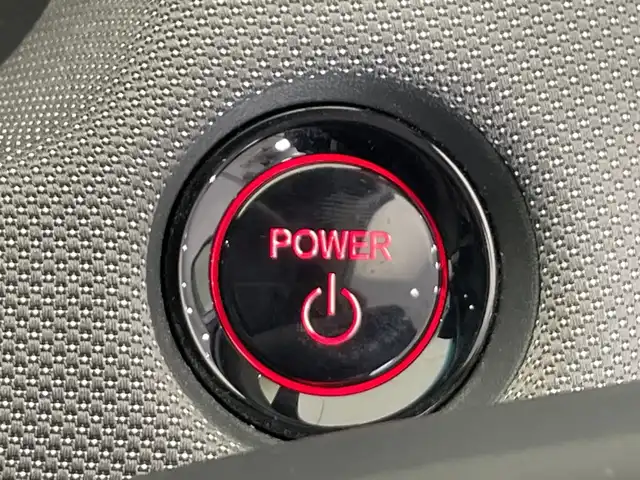 ホンダ フィット e:HEVクロスター 栃木県 2021(令3)年 2.5万km プレミアムサンライトホワイトパール 純正ナビ/(フルセグTV・Bluetooth・CD・DVD・SD・USB)/バックカメラ/ホンダセンシング/ ・衝突軽減システム/ ・レーンキープアシスト/ ・前後コーナーセンサー/ ・オートクルーズコントロール/前後ドライブレコーダー/ルーフレール/LEDヘッドライト/オートライト/純正16インチアルミホイール/純正フロアマット/ETC/スマートキー