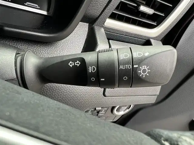 トヨタ ルーミー カスタムG 滋賀県 2020(令2)年 5.5万km プラムブラウンパールクリスタルシャイン 社外メモリーナビ/【Bluetooth/CD/DVD/USB/フルセグ 】/バックカメラ/両側パワースライドドア/ドライブレコーダー/前後ソナー/衝突被害軽減/追従クルーズコントロール/レーンアシスト/電子パーキングブレーキ/オートホールド/バックカメラ/純正LEDライト/オートハイビーム/純正14AW