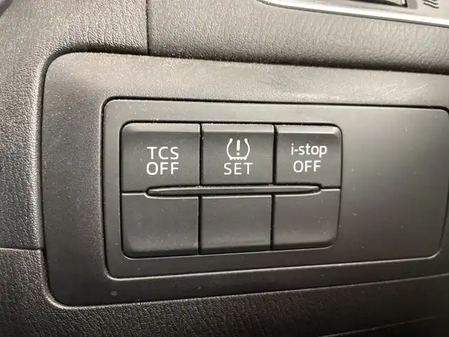 マツダ ＣＸ－５ XD 道央・札幌 2016(平28)年 16.3万km クリスタルホワイトパールマイカ ・4WD/ワンオーナー/・純正ナビ/・BT/CD/DVD/USB/AUX/フルセグTV/・バックカメラ/サイドカメラ/・クルーズコントロール/・MTモード付AT/・ステアリングスイッチ/・LEDオートライト/・フォグランプ/・プッシュスタート/・スマートキー×2/・スマートシティブレーキサポート/・電動格納ミラー/・積込冬タイヤ純正AW付