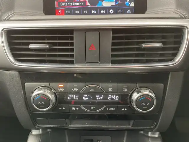 マツダ ＣＸ－５ XD 道央・札幌 2016(平28)年 16.3万km クリスタルホワイトパールマイカ ・4WD/ワンオーナー/・純正ナビ/・BT/CD/DVD/USB/AUX/フルセグTV/・バックカメラ/サイドカメラ/・クルーズコントロール/・MTモード付AT/・ステアリングスイッチ/・LEDオートライト/・フォグランプ/・プッシュスタート/・スマートキー×2/・スマートシティブレーキサポート/・電動格納ミラー/・積込冬タイヤ純正AW付