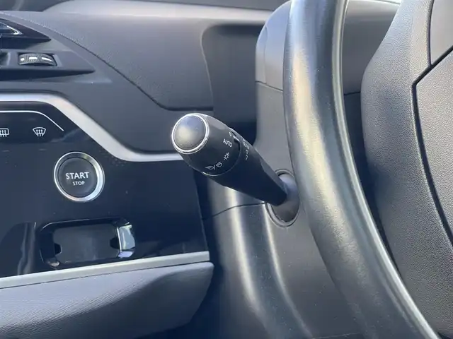 シトロエン Ｃ４ ピカソ シャイン ブルーHDi 山梨県 2018(平30)年 4.5万km サーブル ７人乗り/３列シート/サンルーフ/ＡＣＣ/ＬＫＡ/ＢＳＭ/３６０°カメラ/社外メモリナビ/フルセグＴＶ/自動駐車/インテリジェントハイビーム/ＥＴＣ/取扱説明書/スペアキー