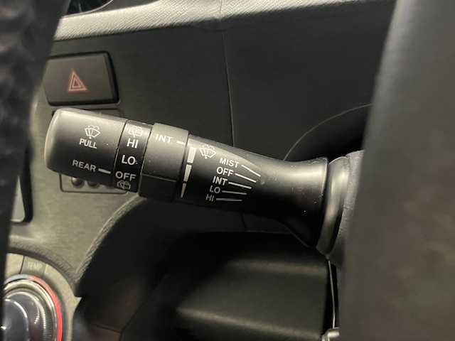 トヨタ アクア 静岡県 2012(平24)年 3.1万km ライムホワイトパールクリスタルシャイン スマートエントリーパッケージ/純正ナビ/　（Bluetooth/DVD/CD）/フルセグTV/バックカメラ/プッシュスタート/スマートキー/ETC/純正フロアマット/ステアリングスイッチ/横滑り防止装置/取扱説明書/保証書