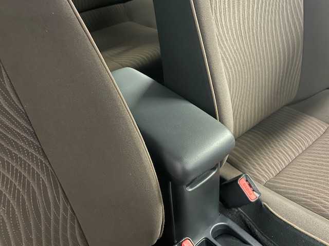 トヨタ アクア 静岡県 2012(平24)年 3.1万km ライムホワイトパールクリスタルシャイン スマートエントリーパッケージ/純正ナビ/　（Bluetooth/DVD/CD）/フルセグTV/バックカメラ/プッシュスタート/スマートキー/ETC/純正フロアマット/ステアリングスイッチ/横滑り防止装置/取扱説明書/保証書