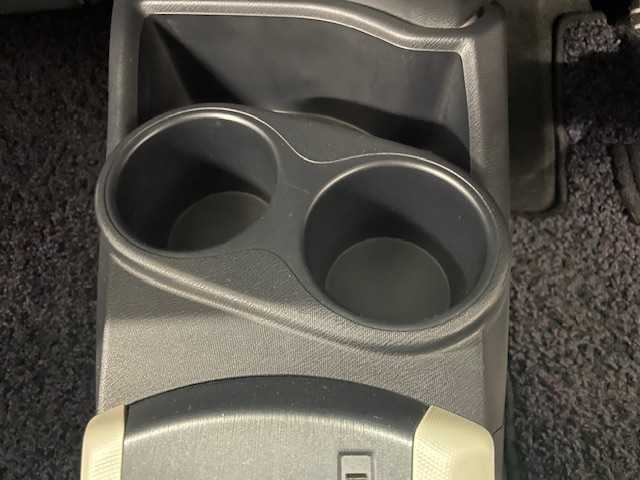 トヨタ アクア 静岡県 2012(平24)年 3.1万km ライムホワイトパールクリスタルシャイン スマートエントリーパッケージ/純正ナビ/　（Bluetooth/DVD/CD）/フルセグTV/バックカメラ/プッシュスタート/スマートキー/ETC/純正フロアマット/ステアリングスイッチ/横滑り防止装置/取扱説明書/保証書