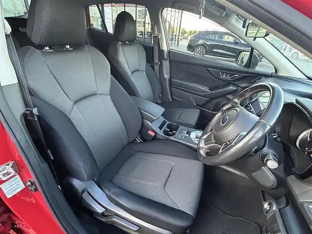 スバル インプレッサ ＸＶ 1．6i－L アイサイト 群馬県 2019(平31)年 3.9万km ピュアレッド 4WD/純正ナビ/　(AM/FM/BT/TV/CD/DVD)/バックカメラ/アイサイト/プリクラッシュセーフティーブレーキ/レーンキープアシスト/パーキングソナー/レーダークルーズコントロール/ふらつき防止機能/先行車発進お知らせ機能/後退速度リミッター/ヒルディセントコントロール/純正ドライブレコーダー/ETC/純正フロアマット/ステアリングリモコン/パドルシフト/保証書/取扱説明書/スペアキー