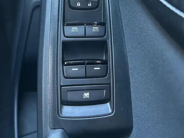 スバル インプレッサ ＸＶ 1．6i－L アイサイト 群馬県 2019(平31)年 3.9万km ピュアレッド 4WD/純正ナビ/　(AM/FM/BT/TV/CD/DVD)/バックカメラ/アイサイト/プリクラッシュセーフティーブレーキ/レーンキープアシスト/パーキングソナー/レーダークルーズコントロール/ふらつき防止機能/先行車発進お知らせ機能/後退速度リミッター/ヒルディセントコントロール/純正ドライブレコーダー/ETC/純正フロアマット/ステアリングリモコン/パドルシフト/保証書/取扱説明書/スペアキー