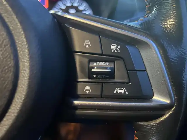 スバル インプレッサ ＸＶ 1．6i－L アイサイト 群馬県 2019(平31)年 3.9万km ピュアレッド 4WD/純正ナビ/　(AM/FM/BT/TV/CD/DVD)/バックカメラ/アイサイト/プリクラッシュセーフティーブレーキ/レーンキープアシスト/パーキングソナー/レーダークルーズコントロール/ふらつき防止機能/先行車発進お知らせ機能/後退速度リミッター/ヒルディセントコントロール/純正ドライブレコーダー/ETC/純正フロアマット/ステアリングリモコン/パドルシフト/保証書/取扱説明書/スペアキー