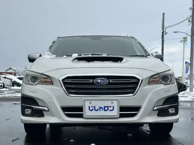 スバル レヴォーグ 1．6GT アイサイト 道北・旭川 2017(平29)年 8.6万km クリスタルホワイトP (株)IDOMが運営する【じしゃロン旭川店】の自社ローン専用車両になります。こちらは現金またはオートローンご利用時の価格です。自社ローンご希望の方は別途その旨お申付け下さい/　/・純正ナビ(CD/DVD/BT/SD/フルセグ)/・バックカメラ/・ETC/・アイサイト/・クルーズコントロール/・ステアリングリモコン/・両席パワーシート/・両席シートヒーター/・電動格納ウィンカーミラー/・プッシュスタート/・スマートキー1個/・フォグランプ/・現車装着スタッドレスタイヤ 純正AW215/50R17/・取扱説明書