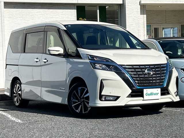 日産 セレナ e－パワー ハイウェイスター V 千葉県 2022(令4)年 3.6万km ブリリアントホワイトパール 10型ナビ　フリップダウンモニター　全方位カメラ　プロパイロット　セーフティパック　ブルーレイ　スマートルームミラー　両側電動スライドドア　ハンズフリーオートスライド　ETC　ドラレコ　オートLED