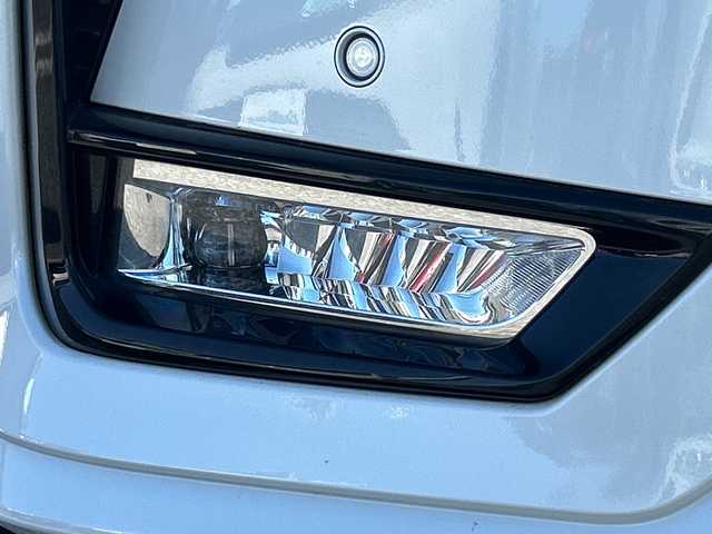 日産 セレナ e－パワー ハイウェイスター V 千葉県 2022(令4)年 3.6万km ブリリアントホワイトパール 10型ナビ　フリップダウンモニター　全方位カメラ　プロパイロット　セーフティパック　ブルーレイ　スマートルームミラー　両側電動スライドドア　ハンズフリーオートスライド　ETC　ドラレコ　オートLED