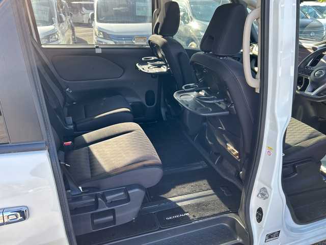 日産 セレナ e－パワー ハイウェイスター V 千葉県 2022(令4)年 3.6万km ブリリアントホワイトパール 10型ナビ　フリップダウンモニター　全方位カメラ　プロパイロット　セーフティパック　ブルーレイ　スマートルームミラー　両側電動スライドドア　ハンズフリーオートスライド　ETC　ドラレコ　オートLED