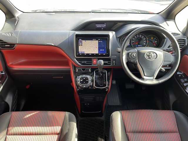 トヨタ ヴォクシー ZS 長野県 2020(令2)年 5.6万km ブラック ４ＷＤ/トヨタセーフティセンス/純正9型ナビフルセグTV/バックカメラ/ETC/パワースライドドア/純正16インチアルミ/前後コーナーセンサー/クルーズコントロール/プッシュスタート/保証書・取説/スペアキー