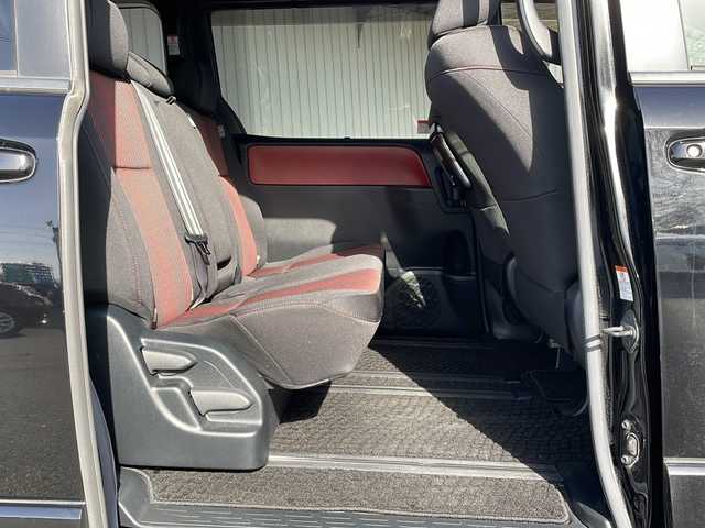 トヨタ ヴォクシー ZS 長野県 2020(令2)年 5.6万km ブラック ４ＷＤ/トヨタセーフティセンス/純正9型ナビフルセグTV/バックカメラ/ETC/パワースライドドア/純正16インチアルミ/前後コーナーセンサー/クルーズコントロール/プッシュスタート/保証書・取説/スペアキー