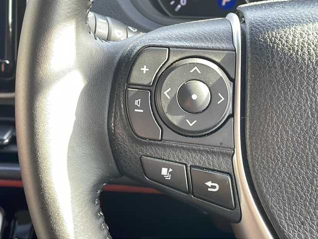 トヨタ ヴォクシー ZS 長野県 2020(令2)年 5.6万km ブラック ４ＷＤ/トヨタセーフティセンス/純正9型ナビフルセグTV/バックカメラ/ETC/パワースライドドア/純正16インチアルミ/前後コーナーセンサー/クルーズコントロール/プッシュスタート/保証書・取説/スペアキー