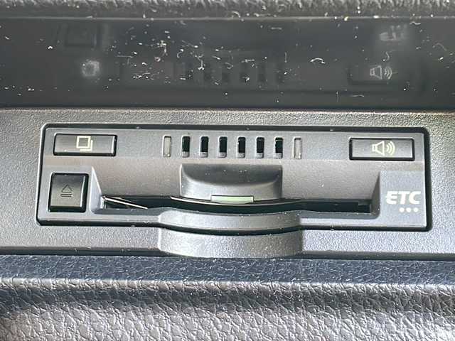 トヨタ ヴォクシー ZS 長野県 2020(令2)年 5.6万km ブラック ４ＷＤ/トヨタセーフティセンス/純正9型ナビフルセグTV/バックカメラ/ETC/パワースライドドア/純正16インチアルミ/前後コーナーセンサー/クルーズコントロール/プッシュスタート/保証書・取説/スペアキー