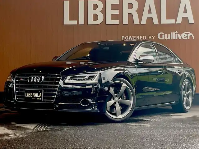 品質満点！ Audi S8 コンベンションカー アウディS8 63.0%OFF ナバラ