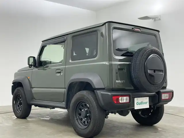 スズキ ジムニー シエラ JL 岡山県 2022(令4)年 1.4万km ジャングルグリーン 8インチナビゲーションシステム/【Bluetooth/フルセグTV/USB/iPod】/前席シートヒーター/ドアミラーヒーター/衝突軽減ブレーキ/オートハイビーム/オートライト/プッシュスタート/スマートキー×2/背面タイヤ/フロアマット/レーンアシスト/横滑り防止/踏み間違い防止/ISOFIX/チルトステアリング/ドアバイザー/保証書/取扱説明書/ナビ取扱説明書
