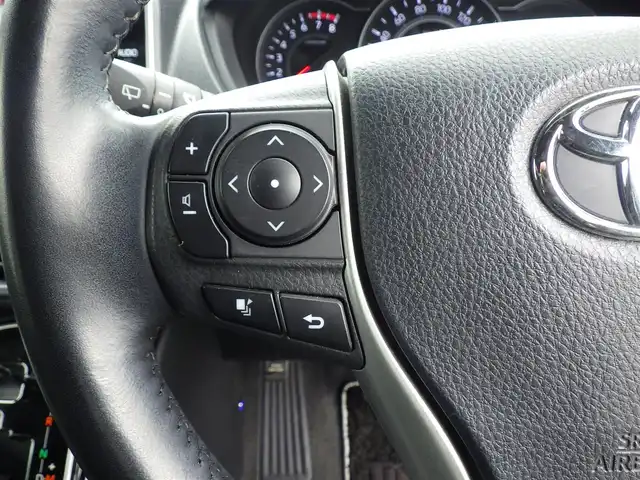 トヨタ ヴォクシー ZS 煌 愛知県 2018(平30)年 3万km ホワイトパールクリスタルシャイン Toyota Safety Sense/・プリクラッシュセーフティ/・レーンディパーチャーアラート/・オートハイビーム/両側パワースライドドア/純正SDナビ/地デジTV/【DVD/CD再生機能　Bluetooth接続】/バックカメラ/ドライブレコーダー/ステアリングスイッチ/ETC（2.0）/LEDヘッドライト/純正16インチアルミホイル/スマートキー