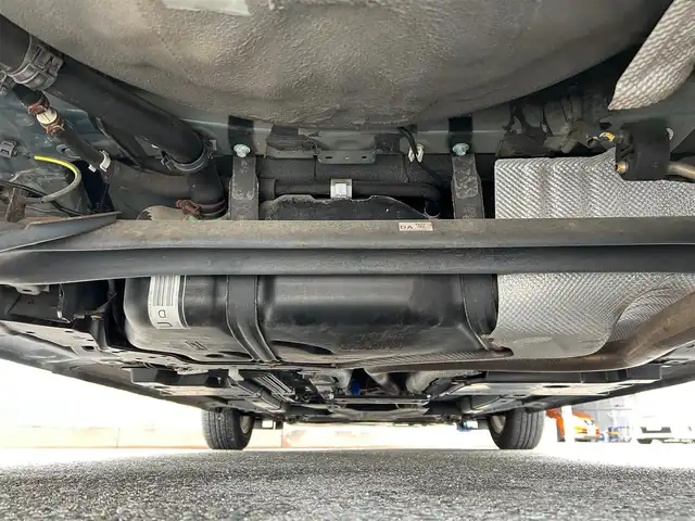 マツダ デミオ XD 滋賀県 2015(平27)年 5.4万km ディープクリスタルブルーマイカ ディーゼル/2WD(FF)/6速MT/7インチ純正ナビ/（FM/AM/CD/DVD/フルセグ/Bluetooth）/ETC/ドライブレコーダー/バックカメラ/プリクラッシュブレーキアシスト	/クルーズコントロール/レーンキープアシスト	/電動格納ミラー/アイドリングストップ/ステアリングスイッチ/オートライト/LEDヘッドライト/フロントフォグ/フルオートエアコン/プッシュスタート/スマートキー/純正フロアマット/ドアバイザー