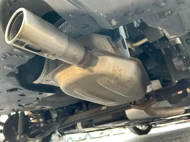 マツダ デミオ XD 滋賀県 2015(平27)年 5.4万km ディープクリスタルブルーマイカ ディーゼル/2WD(FF)/6速MT/7インチ純正ナビ/（FM/AM/CD/DVD/フルセグ/Bluetooth）/ETC/ドライブレコーダー/バックカメラ/プリクラッシュブレーキアシスト	/クルーズコントロール/レーンキープアシスト	/電動格納ミラー/アイドリングストップ/ステアリングスイッチ/オートライト/LEDヘッドライト/フロントフォグ/フルオートエアコン/プッシュスタート/スマートキー/純正フロアマット/ドアバイザー