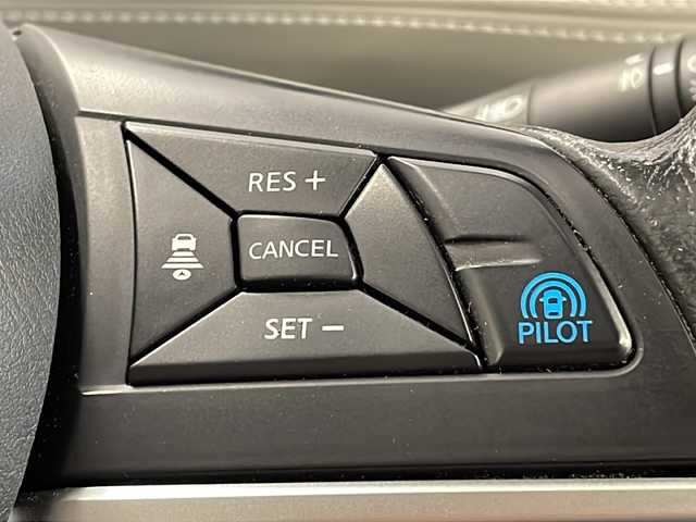 日産 セレナ ハイウェイスター プロパイロットED 静岡県 2016(平28)年 12.4万km アズライトブルー 純正9インチSDナビ（MM516D-L）/フルセグテレビ/Bluetooth/バックカメラ/両側パワースライドドア/ドライブレコーダー/レーンキープアシスト/プロパイロット/純正16inAW/快適パック/インテリキー/プッシュスタート/ETC