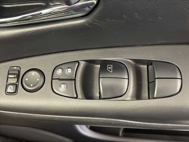 日産 セレナ ハイウェイスター プロパイロットED 静岡県 2016(平28)年 12.4万km アズライトブルー 純正9インチSDナビ（MM516D-L）/フルセグテレビ/Bluetooth/バックカメラ/両側パワースライドドア/ドライブレコーダー/レーンキープアシスト/プロパイロット/純正16inAW/快適パック/インテリキー/プッシュスタート/ETC