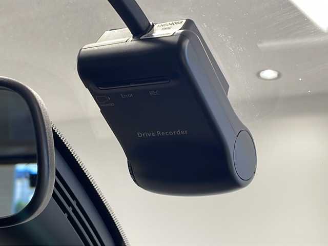 日産 セレナ ハイウェイスター プロパイロットED 静岡県 2016(平28)年 12.4万km アズライトブルー 純正9インチSDナビ（MM516D-L）/フルセグテレビ/Bluetooth/バックカメラ/両側パワースライドドア/ドライブレコーダー/レーンキープアシスト/プロパイロット/純正16inAW/快適パック/インテリキー/プッシュスタート/ETC
