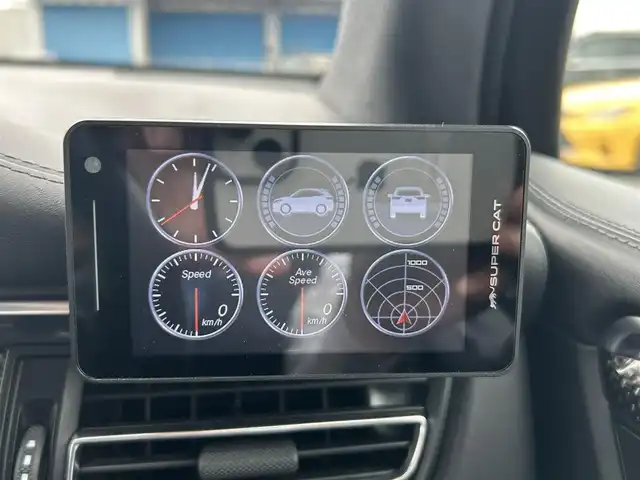 ポルシェ マカン ターボ 滋賀県 2019(令1)年 4.5万km ヴァルカノグレーメタリック ワンオーナー/スポーツクロノパッケージ/カーボンインテリアパッケージ/パノラマサンルーフ/PDLS＋/レザーシート/シートヒーター＆ベンチレーション/OPボディーカラー(ヴァルカノグレーメタリック)/エアサスペンション/BOSEサウンド/360°カメラ/純正ナビ/BT/USB/ETC/前後ドラレコ/ACC/LKA/BSM