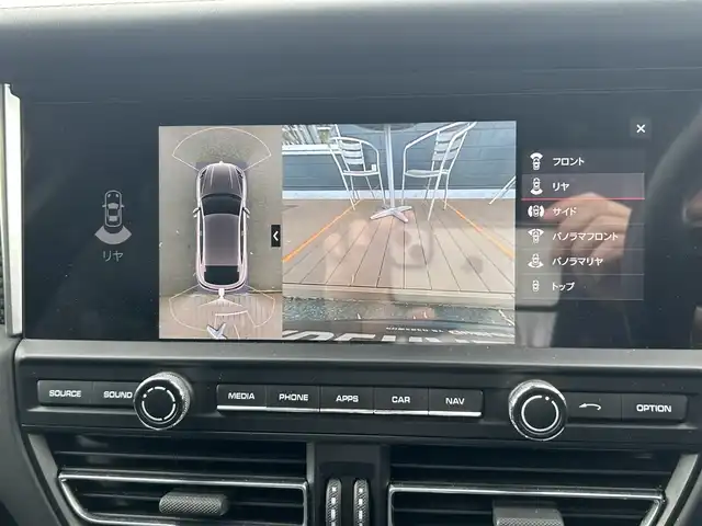 ポルシェ マカン ターボ 滋賀県 2019(令1)年 4.5万km ヴァルカノグレーメタリック ワンオーナー/スポーツクロノパッケージ/カーボンインテリアパッケージ/パノラマサンルーフ/PDLS＋/レザーシート/シートヒーター＆ベンチレーション/OPボディーカラー(ヴァルカノグレーメタリック)/エアサスペンション/BOSEサウンド/360°カメラ/純正ナビ/BT/USB/ETC/前後ドラレコ/ACC/LKA/BSM