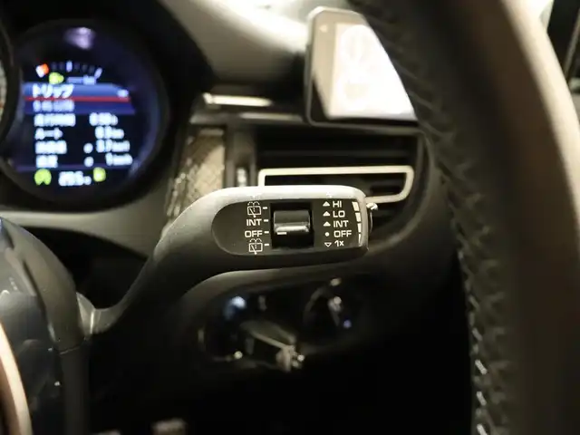 ポルシェ マカン ターボ 静岡県 2019(令1)年 4.5万km ヴァルカノグレーメタリック ワンオーナー/スポーツクロノパッケージ/カーボンインテリアパッケージ/パノラマサンルーフ/PDLS＋/レザーシート/シートヒーター＆ベンチレーション/OPボディーカラー(ヴァルカノグレーメタリック)/エアサスペンション/BOSEサウンド/360°カメラ/純正ナビ/BT/USB/ETC/前後ドラレコ/ACC/LKA/BSM
