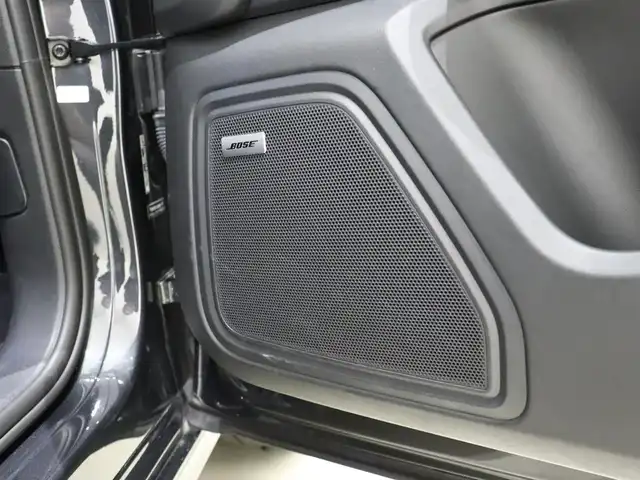 ポルシェ マカン ターボ 静岡県 2019(令1)年 4.5万km ヴァルカノグレーメタリック ワンオーナー/スポーツクロノパッケージ/カーボンインテリアパッケージ/パノラマサンルーフ/PDLS＋/レザーシート/シートヒーター＆ベンチレーション/OPボディーカラー(ヴァルカノグレーメタリック)/エアサスペンション/BOSEサウンド/360°カメラ/純正ナビ/BT/USB/ETC/前後ドラレコ/ACC/LKA/BSM