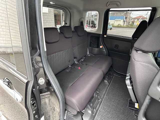 トヨタ タンク カスタムG－T 大阪府 2019(令1)年 6.2万km ブラックマイカメタリック アラウンドビューモニター/純正9型ナビ(BT/CD/フルセグ)/衝突被害軽減システム/レーンキープアシスト/コーナーセンサー/オートライト/オートマチックハイビーム/クルーズコントロール/シートヒーター/純正アルミホイール/社外フロアマット/両側パワースライドドア/アイドリングストップ/ETC2.0/プッシュスタートボタン/スマートキー/LEDヘッドライト