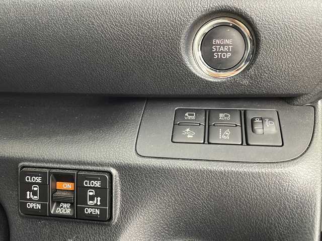 トヨタ シエンタ ファンベースG セーフティED 鹿児島県 2020(令2)年 2.6万km ブラックマイカ Toyota Safety Sense/純正SDナビ/パノラミックビューモニター/バックカメラ/両側電動スライドドア/前後ドライブレコーダー/前席シートヒーター /ETC/USBソケット/前後コーナーセンサー/オートマチックハイビーム/電動格納ミラー/レーンキープアシスト /スマートキー/純正フロアマット/ドアバイザー
