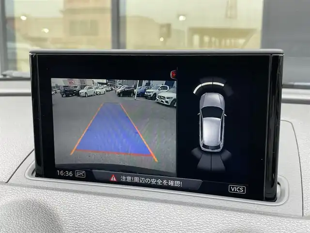 アウディ Ｓ３ 石川県 2017(平29)年 2.8万km 白 黒赤革シート/シートヒーター/マトリクスＬＥＤ/Ｂａｎｇ＆Ｏｌｆｕｓｅｎ/衝突軽減ブレーキ/アダプティブクルーズコントロール/純正ナビ/フルセグ/バックカメラ/クリアランスソナー/バーチャルコックピット/ETC