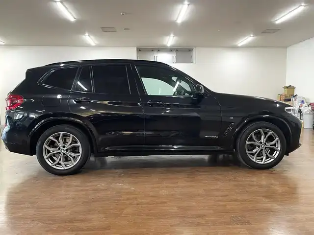 ＢＭＷ Ｘ３ xDrive20d Mスポーツ 道央・札幌 2018(平30)年 8.8万km サファイアブラックP 4WD/ディーゼル車/純正ナビ/・フルセグTV/CD/DVD/BT/USB/MS/フロント、サイド、バックカメラ/全周囲カメラ/本革シート/前席パワーシート/前席シートベンチレーション/全席シートヒーター/運転席シートメモリ機能/パワーバックドア/オートクルーズコントロール/ミラー一体型ETC/衝突被害軽減ブレーキ/レーンキープアシスト/横滑り防止装置/前後コーナーセンサー/ワイヤレス充電/電動パーキングブレーキ/ブレーキホールド/ヘッドアップディスプレイ/ブラインドスポットモニター/アイドリングストップ/パドルシフト/ウインカーミラー/社外ドライブレコーダー/フロアマット/ステアリングリモコン/オートライト/オートハイビーム/LEDヘッドライト/前後フォグライト/プッシュスタート/スマートキーx2/アンビエントライト/ルーフレール/トノカバー/純正19インチAW/新車時保証書/取扱説明書