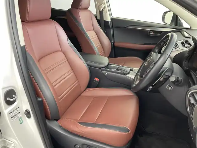 レクサス ＮＸ 200t Iパッケージ 愛知県 2015(平27)年 5.1万km ソニッククォーツ 純正ナビ/　(フルセグ/AM/FM/Bluetooth)/バックカメラ/ガラスルーフ/衝突軽減ブレーキ/レーダークルーズコントロール/社外デジタルインナーミラー/前後ドライブレコーダー/レザーシート/シートヒーター/D席メモリパワーシート/N席パワーシート/ビルトインETC/パドルシフト/ハンドルヒーター/電動パーキング/オートブレーキホールド/デュアルエアコン/LEDヘッドライト/オートライト/スマートキー