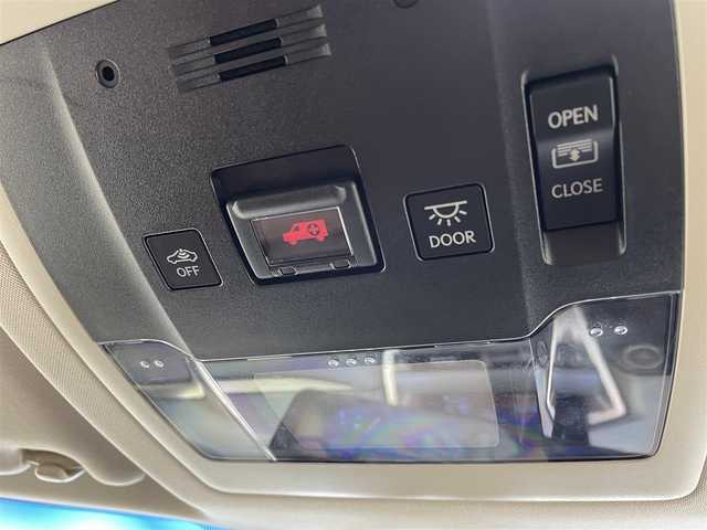 レクサス ＮＸ 200t Iパッケージ 愛知県 2015(平27)年 5.1万km ソニッククォーツ 純正ナビ/　(フルセグ/AM/FM/Bluetooth)/バックカメラ/ガラスルーフ/衝突軽減ブレーキ/レーダークルーズコントロール/社外デジタルインナーミラー/前後ドライブレコーダー/レザーシート/シートヒーター/D席メモリパワーシート/N席パワーシート/ビルトインETC/パドルシフト/ハンドルヒーター/電動パーキング/オートブレーキホールド/デュアルエアコン/LEDヘッドライト/オートライト/スマートキー