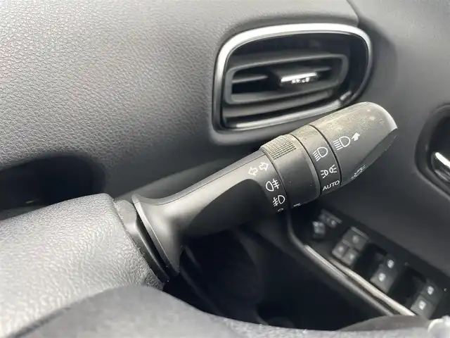 トヨタ プリウス ＰＨＶ A レザーパッケージ 福島県 2017(平29)年 2.1万km シルバーM ワンオーナー/Toyota Safety Sense P/11.6インチT‐Connectナビ/AM/FM/BT/USB/フルセグTV/純正15インチAW(社外AW＋冬タイヤ積込)/黒レザーシート/レーダークルーズコントロール/プリクラッシュセーフティ/ブラインドスポットモニター/バックカメラ/シートヒーター/パワーシート/ステアリングヒーター/ステアリングリモコン/オートハイビーム/LEDヘッドライト/フォグ/リアフォグ/純正ドライブレコーダー/ビルトインETC 2.0/プッシュスタート/ドアバイザー/フロアマット