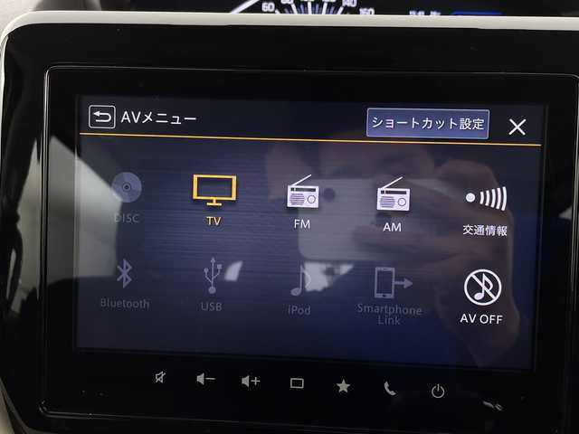 スズキ ソリオ HV MZ 新潟県 2021(令3)年 2.1万km ピュアホワイトP スズキセーフティサポート/禁煙車/ワンオーナー/純正9インチメモリナビ/　　CD/DVD/AM/FM/BT/フルセグ//　　applecarplay/androidauto/アラウンドビューモニター/両側パワースライドドア/アダプティブクルーズコントロール/LEDオートライト/前席シートヒーター/純正15インチアルミホイール付/ステアリングスイッチ/サーキュレーター/アイドリングストップ/ヘッドアップディスプレイ/USBポート/社外ドライブレコーダー/後席パーソナルテーブル/後席ロールサンシェード/スペアキー/スマートキー/ETC