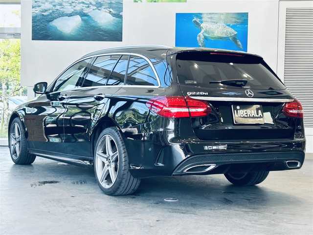 メルセデス・ベンツ Ｃ２２０ｄ ワゴン ローレウスエディション 大阪府 2018(平30)年 3.5万km オブシディアンブラック レーダーセーフティ/サンルーフ/黒革/メモリ付きパワーシート/シートヒーター/純正ナビ/TV/バックカメラ/ACC/純正18インチAW/LEDヘッドライト/ブラインドスポット/電動リアゲート