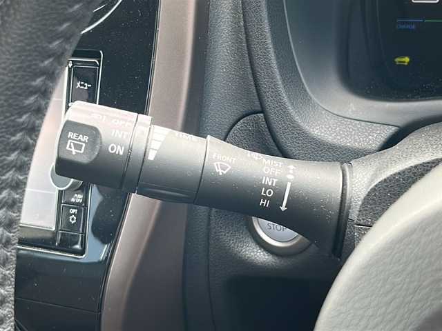 日産 ノート e－パワー メダリスト FOUR 福島県 2019(平31)年 5.9万km ブリリアントホワイトパール 純正ナビ　フルセグＴＶ　ＢＴ　全方位Ｃ　純正ミラー型ドラレコ　パートタイム４ＷＤ　ＥＴＣ　追従型クルコン　ハーフレザーシート　エマージェンシーブレーキ　取説　プッシュスタート　スマートキー　ステリモ　後方ドラレコ（Driveman）