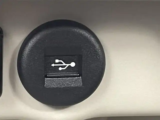 スズキ ラパン ＬＣ X 群馬県 2025(令7)年 0.1千km フォーンベージュメタリック/アーバンブラウン 2トーン 届出済未使用車　純正ディスプレイオーディオ　バックカメラ　シートヒーター　衝突被害軽減ブレーキ　レーンアシスト　オートハイビーム　ＬＥＤヘッドライト　ハーフレザーシート　スマートキー　禁煙車