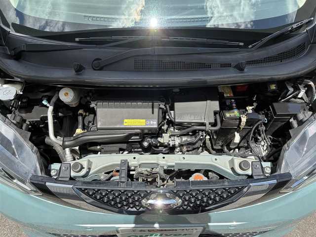 日産 デイズ X 愛知県 2020(令2)年 5.5万km ソーダブルーM /禁煙車//純正メモリーナビ(MM319D-L)//フルセグTV//インテリジェントアラウンドビューモニター//バック・サイド・フロントカメラ//ETC//ディスプレイ付きルームミラー//インテリジェントエマージェンシーブレーキ//レーンディパーチャーウォーニング//踏み間違い防止アシスト//車線逸脱防止//ふらつき警報//衝突予測警報//標識検知機能//先行車発進お知らせ//フロント&バックソナー//ハロゲンヘッドライト//オートライト//ヒルスタートアシスト//純正フロアマット//純正ドアバイザー//プッシュスタート//電動格納ミラーウィンカー//横滑り防止装置//新車保証書/取扱説明書//スペアキー