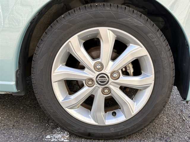 日産 デイズ X 愛知県 2020(令2)年 5.5万km ソーダブルーM /禁煙車//純正メモリーナビ(MM319D-L)//フルセグTV//インテリジェントアラウンドビューモニター//バック・サイド・フロントカメラ//ETC//ディスプレイ付きルームミラー//インテリジェントエマージェンシーブレーキ//レーンディパーチャーウォーニング//踏み間違い防止アシスト//車線逸脱防止//ふらつき警報//衝突予測警報//標識検知機能//先行車発進お知らせ//フロント&バックソナー//ハロゲンヘッドライト//オートライト//ヒルスタートアシスト//純正フロアマット//純正ドアバイザー//プッシュスタート//電動格納ミラーウィンカー//横滑り防止装置//新車保証書/取扱説明書//スペアキー