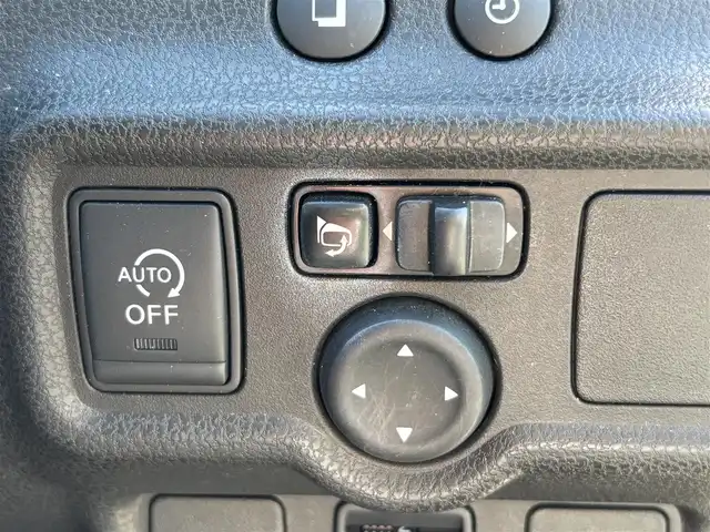 日産 ノート X DIG－S 福岡県 2014(平26)年 5.4万km オーロラモーヴ プッシュスタートボタン/スマートキー/Bluetoothオーディオ/USB入力端子/フルセグTV/純正ホイルカバー/アイドリングストップ