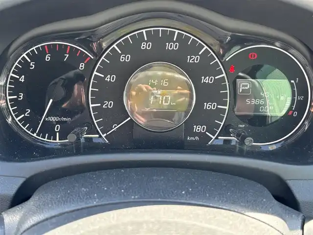 日産 ノート X DIG－S 福岡県 2014(平26)年 5.4万km オーロラモーヴ プッシュスタートボタン/スマートキー/Bluetoothオーディオ/USB入力端子/フルセグTV/純正ホイルカバー/アイドリングストップ