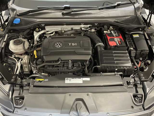 フォルクスワーゲン アルテオン Rライン 4M アドバンス 新潟県 2018(平30)年 4.1万km ディープブラックパールエフェクト オールイン・セーフティ/・アダプティブクルーズコントロール/・レーンキープアシストシステム/・サイドアシスト/・リヤトラフィックアラート/・プリクラッシュブレーキシステム/・アラウンドビューカメラ/・ダイナミックライトアシスト/・パークディスタンスコントロール/デジタルメータークラスター/ヘッドアップディスプレイ/Volkswagen 純正インフォテイメントシステム/Discover Pro/・SSDナビゲーションシステム/・CD/DVD/TV/BT/LEDヘッドライト/電動リアゲート/ドライブレコーダー/ETC/パワーシート/シートヒーター
