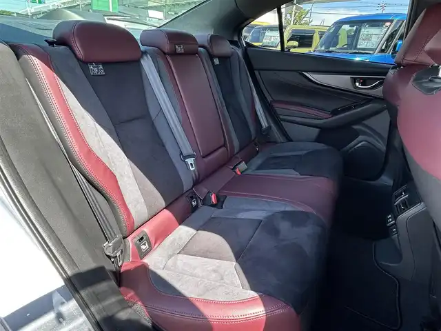 スバル ＷＲＸ Ｓ４ STIスポーツR EX 愛知県 2023(令5)年 5.5万km アイスシルバーメタリック スマートキー/プッシュスタート/純正ナビ/フルセグTV/BT/バック、サイドカメラ/ビルトインETC/STI18インチAW/STI4本出しマフラー/ラテラルリンクセット/Fタワーバー /F.Rフレキシブルドロースティフナー/ドリルドディスクローター/アイサイト/ブラインドスポットモニター/レーダークルーズコントロール/オートビークルホールド/アイドリングストップ/ステアリングスイッチ/純正フロアマット/ハーフレザーシート/前席パワーシート（D席メモリー付き）/全席シートヒーター /取説、保証書